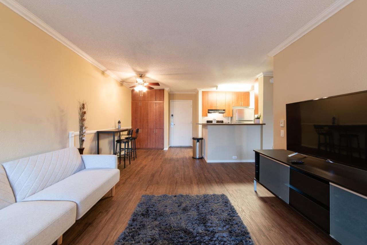 ניופורט ביץ' Luxurious Stay Near The Beach מראה חיצוני תמונה